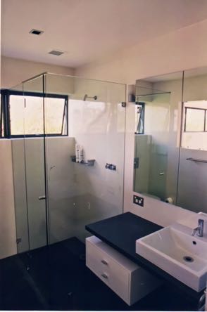 Gallery Bathroom 4.jpeg